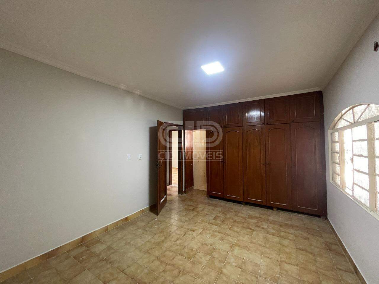 Casa, 3 quartos, 243 m² - Foto 15