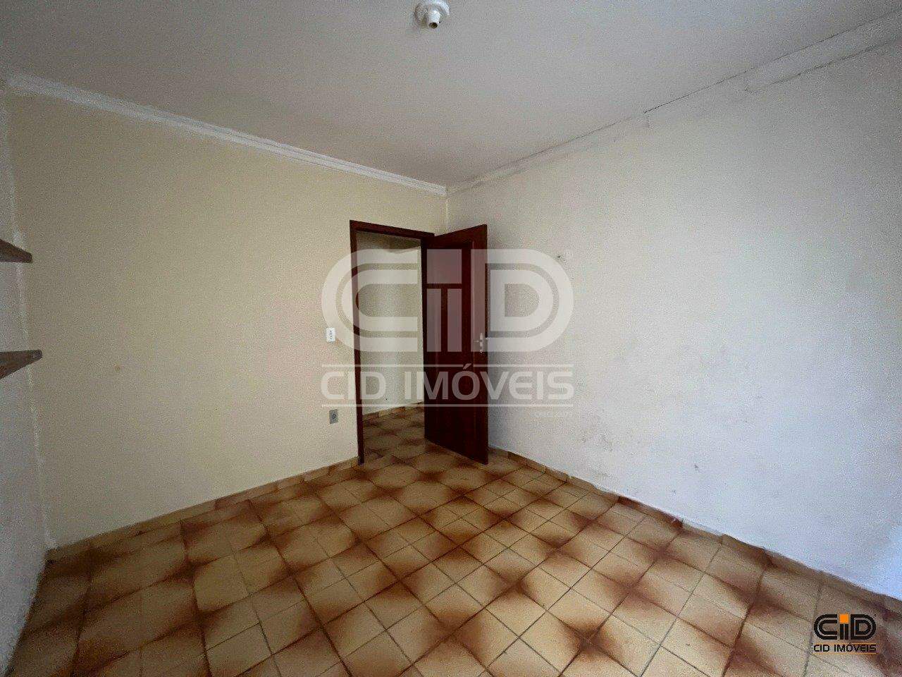 Casa para alugar com 3 quartos, 243m² - Foto 9