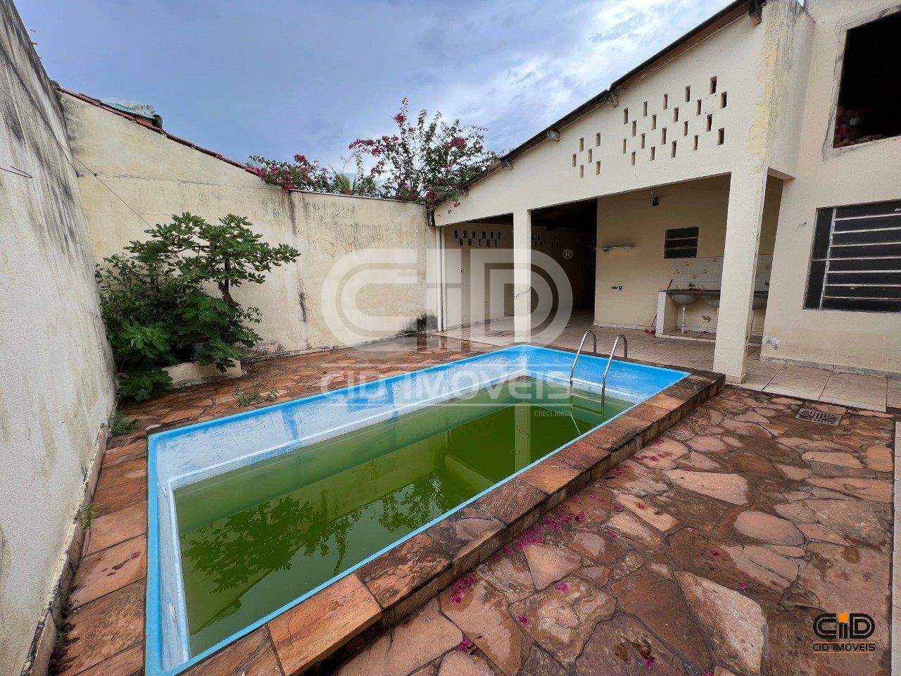 Casa para alugar com 3 quartos, 243m² - Foto 28