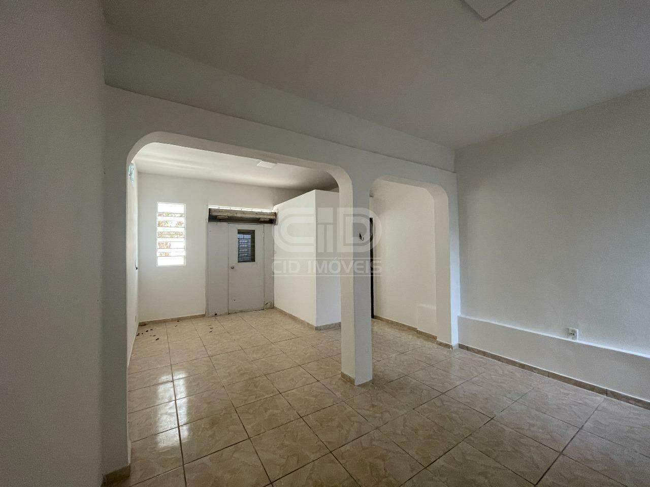 Casa, 3 quartos, 243 m² - Foto 3