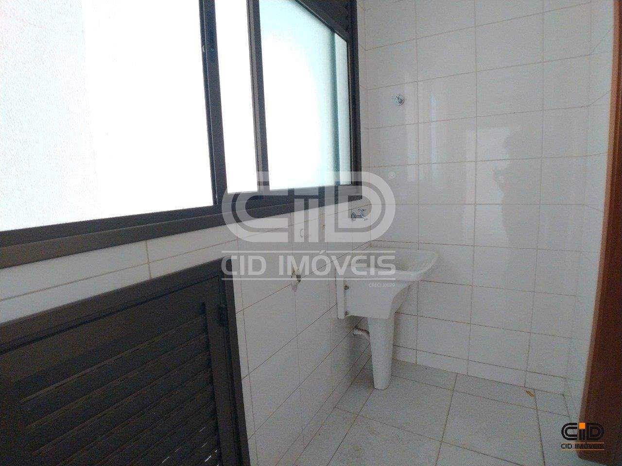 Apartamento para alugar com 3 quartos, 85m² - Foto 18