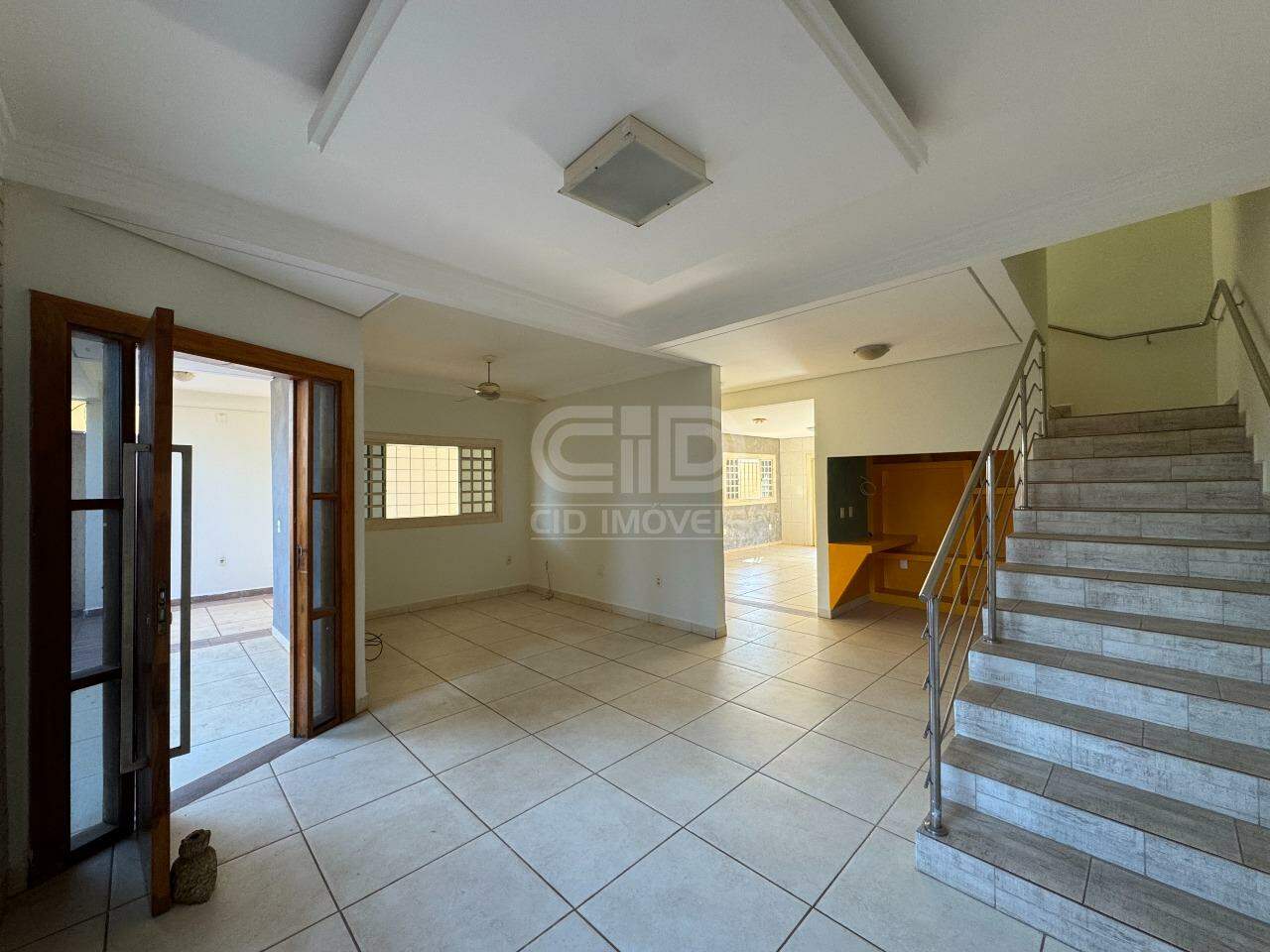 Sobrado com 3 quartos no bairro CPA III