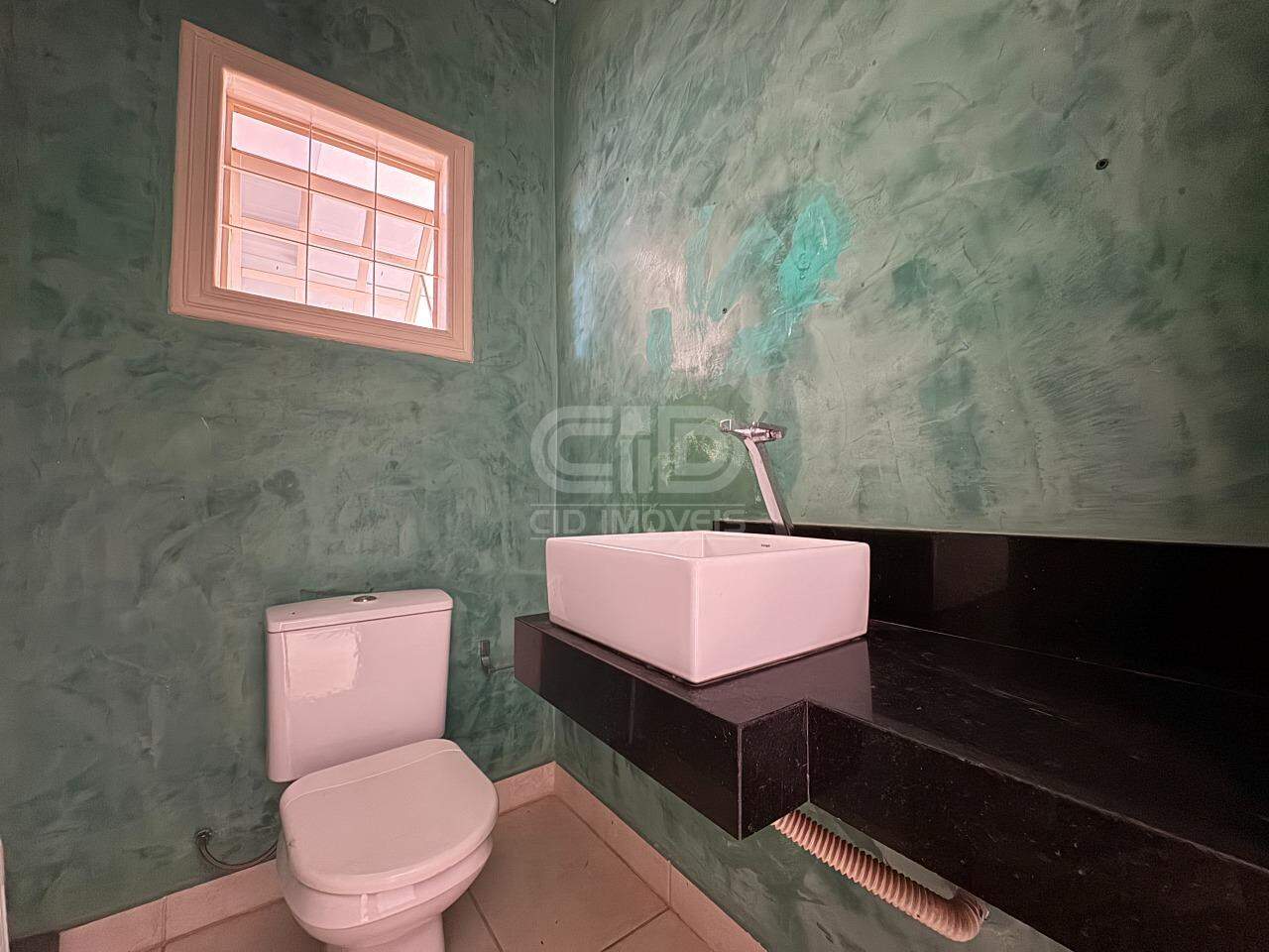 Sobrado com 3 quartos no bairro CPA III