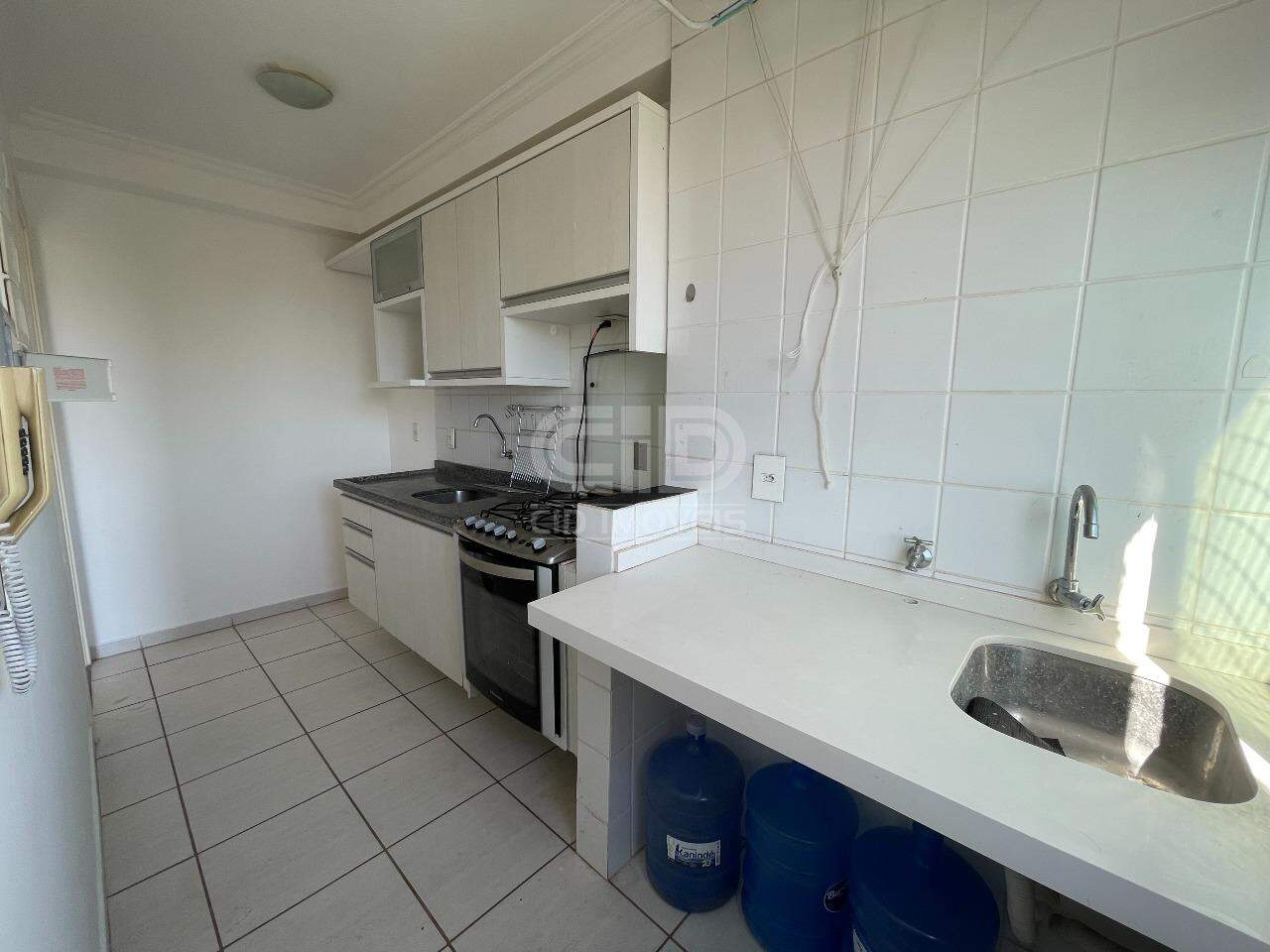 Apartamento para alugar com 3 quartos, 66m² - Foto 6