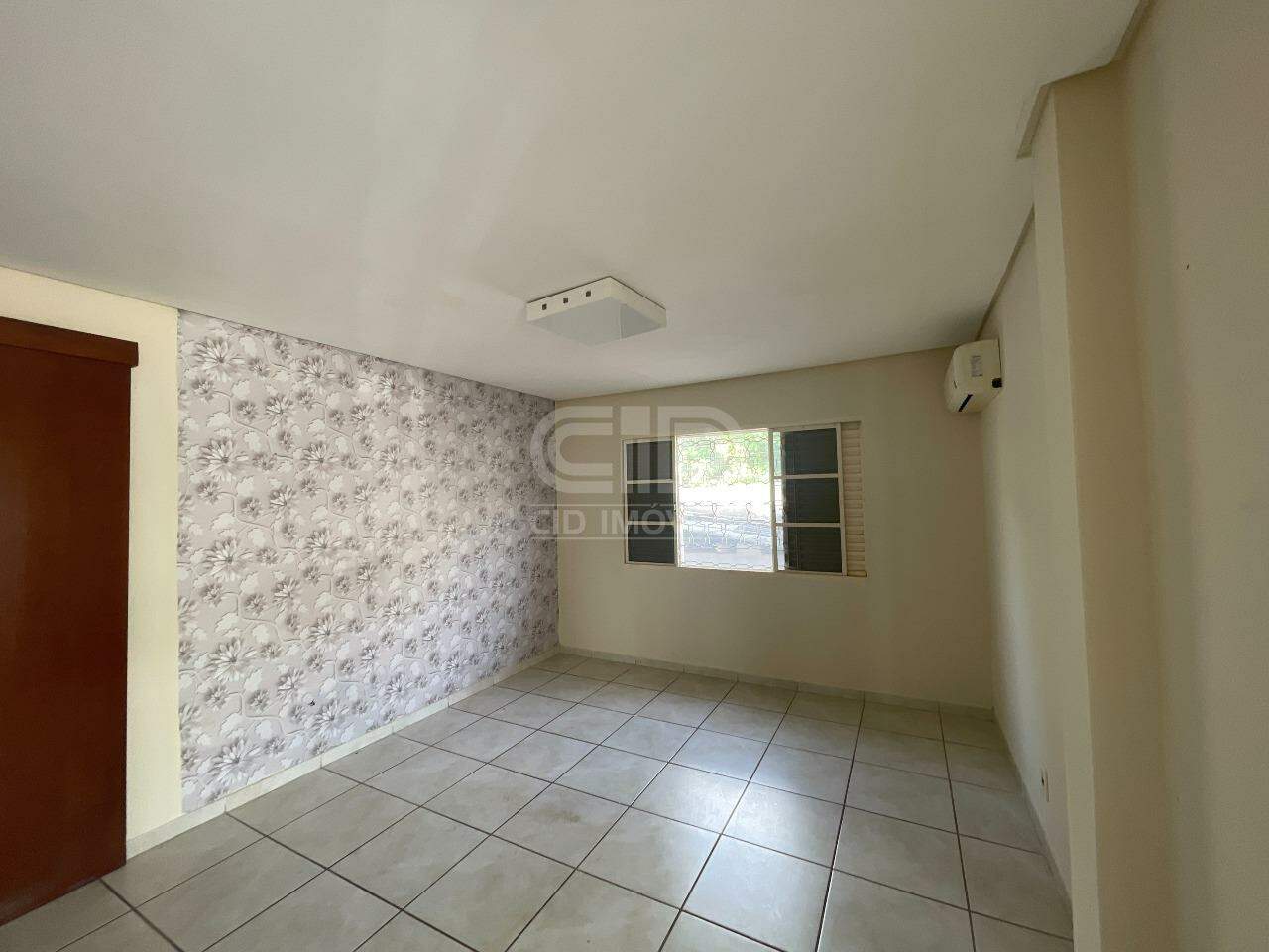 Casa para alugar com 6 quartos, 259m² - Foto 4