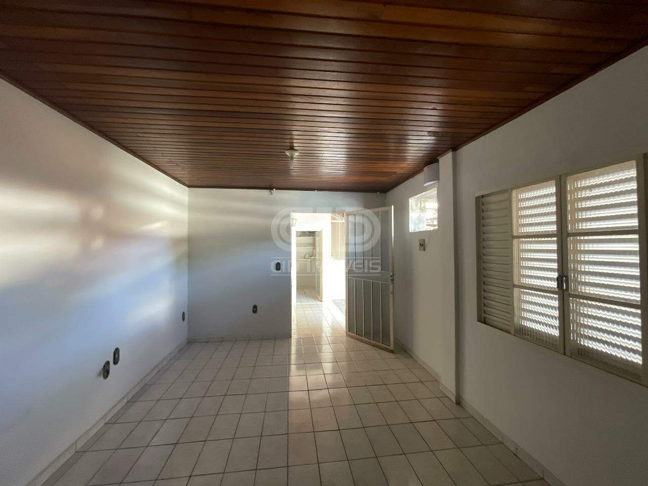 Casa para alugar com 6 quartos, 259m² - Foto 22