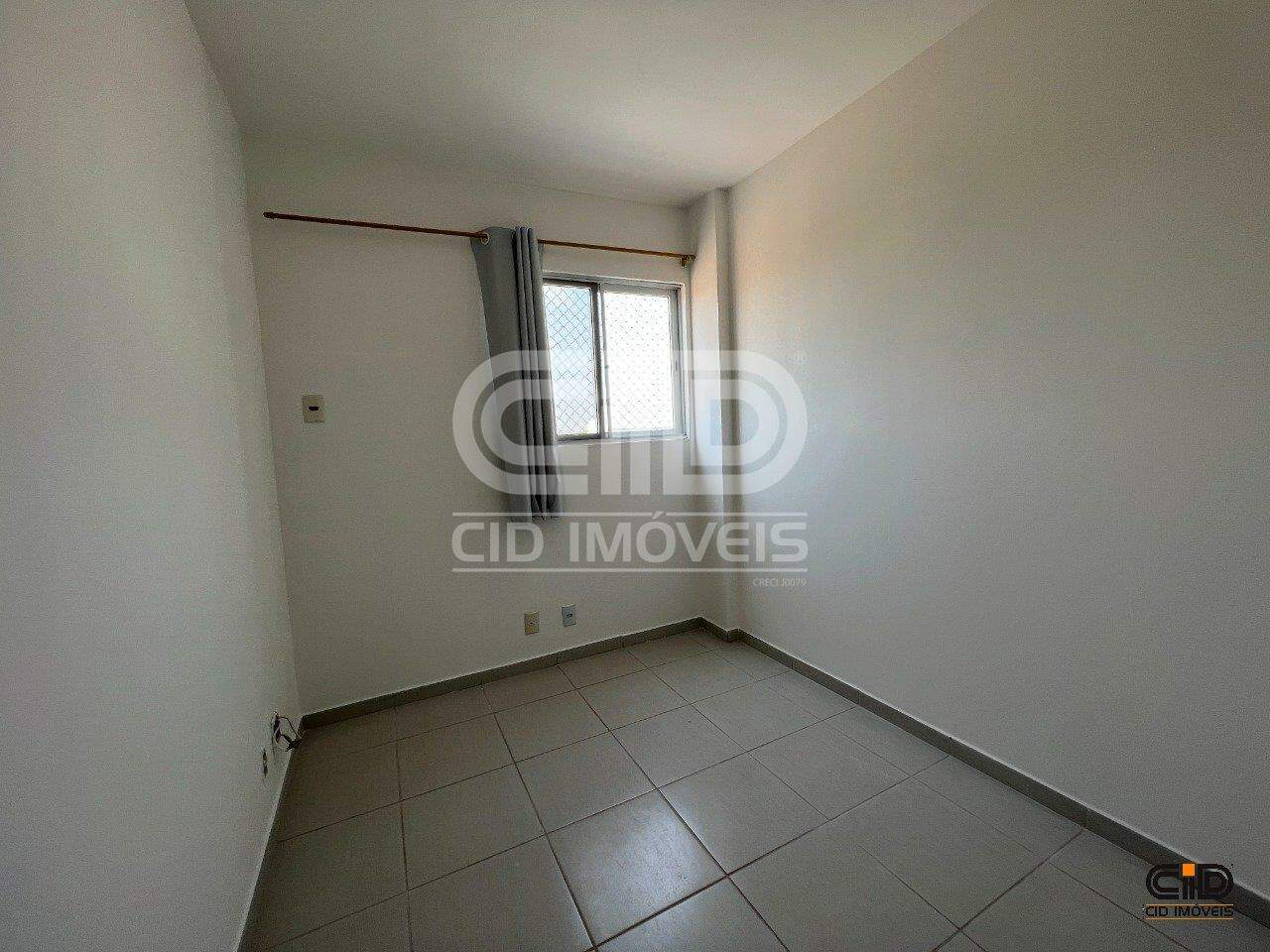 Apartamento para alugar com 2 quartos, 65m² - Foto 11