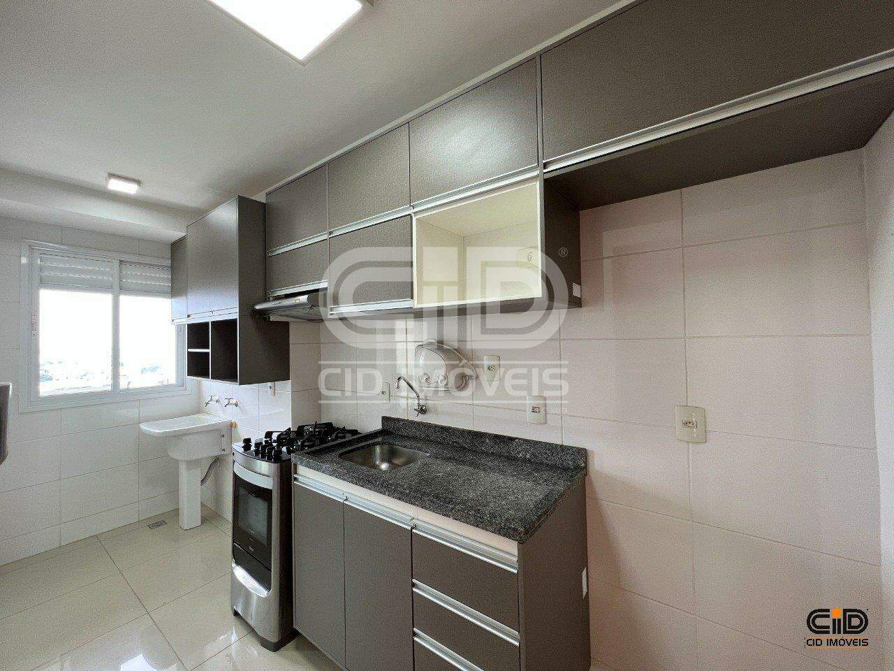 Apartamento para alugar com 3 quartos, 79m² - Foto 12