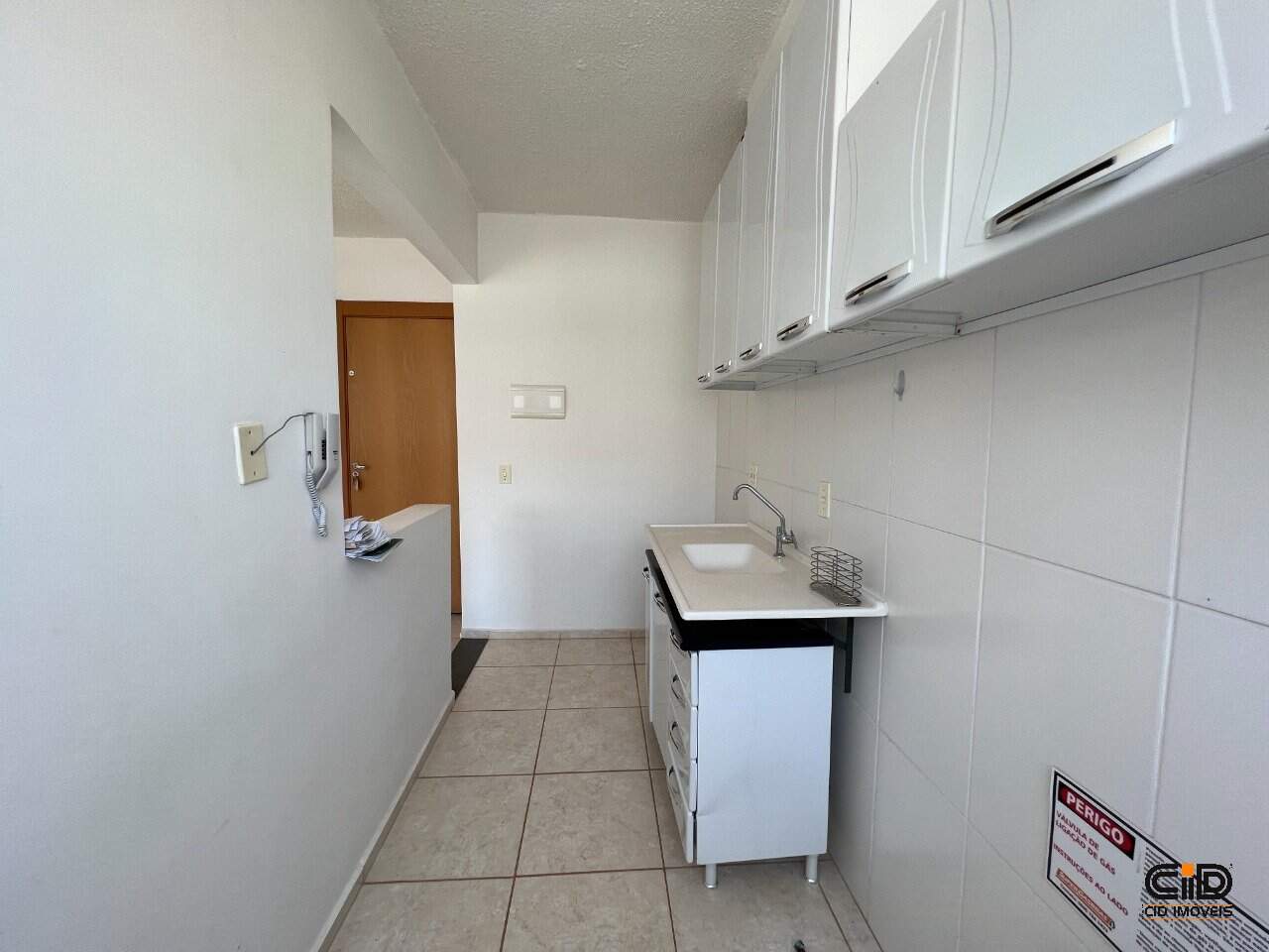 Apartamento para alugar com 2 quartos, 54m² - Foto 13