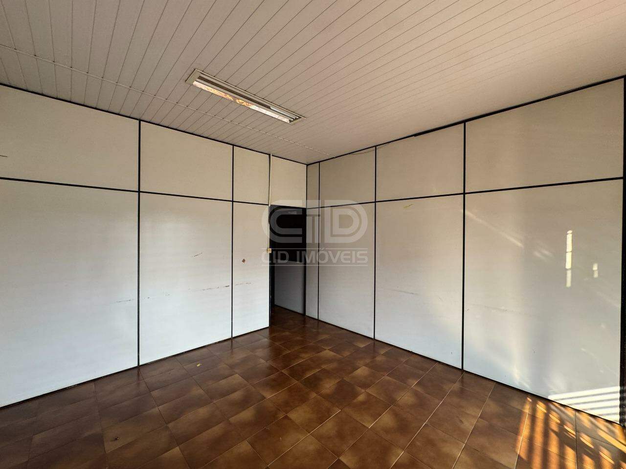 Salão Comercial para aluguel no Bosque da Saúde: 