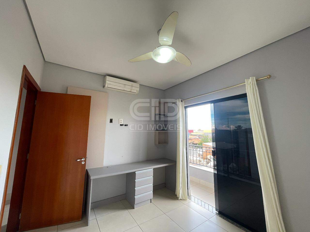 Sobrado para alugar com 4 quartos, 234m² - Foto 7