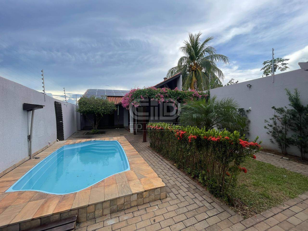 Sobrado para alugar com 4 quartos, 234m² - Foto 18