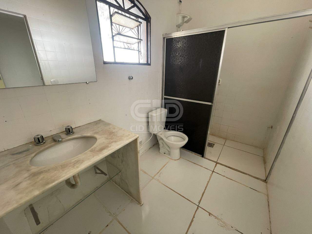 Prédio Inteiro para alugar com 5 quartos, 226m² - Foto 15