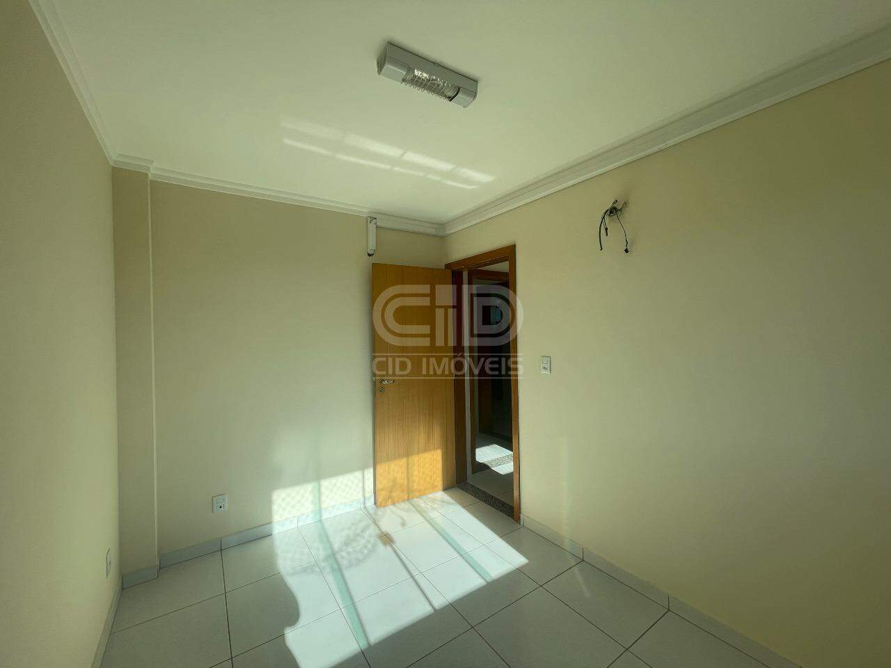 Apartamento para aluguel no Santa Cruz: 