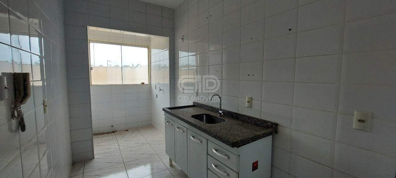 Apartamento à venda com 3 quartos, 75m² - Foto 6