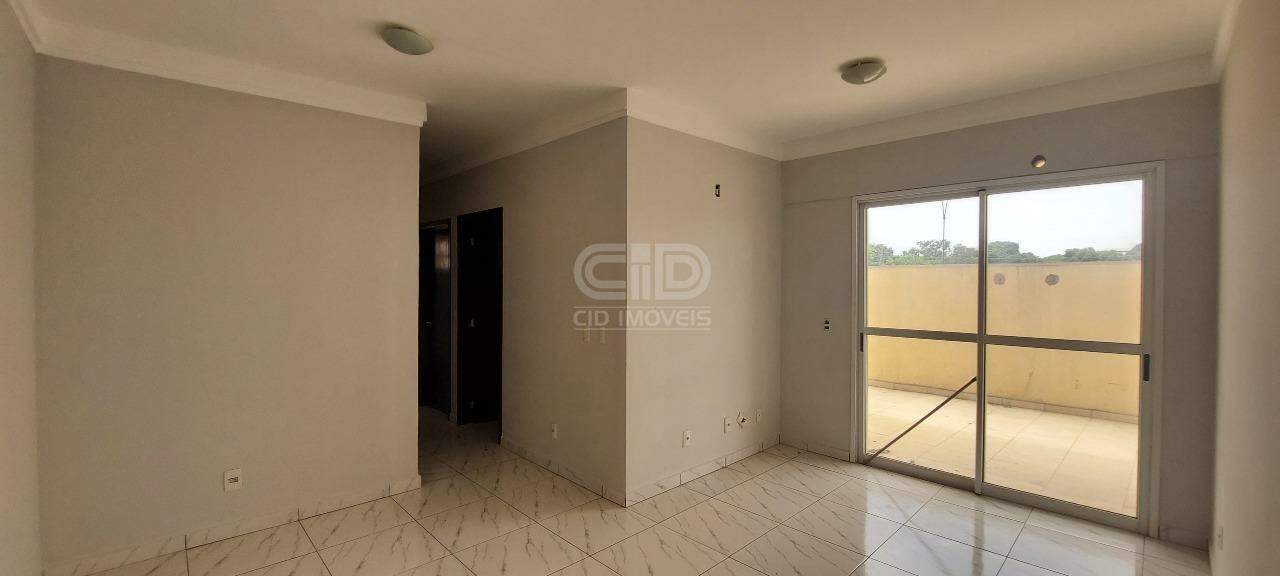 Apartamento à venda com 3 quartos, 75m² - Foto 1