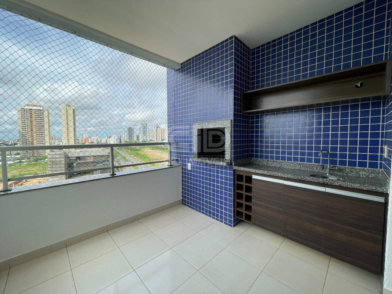 Apartamento para alugar com 3 quartos, 101m² - Foto 4