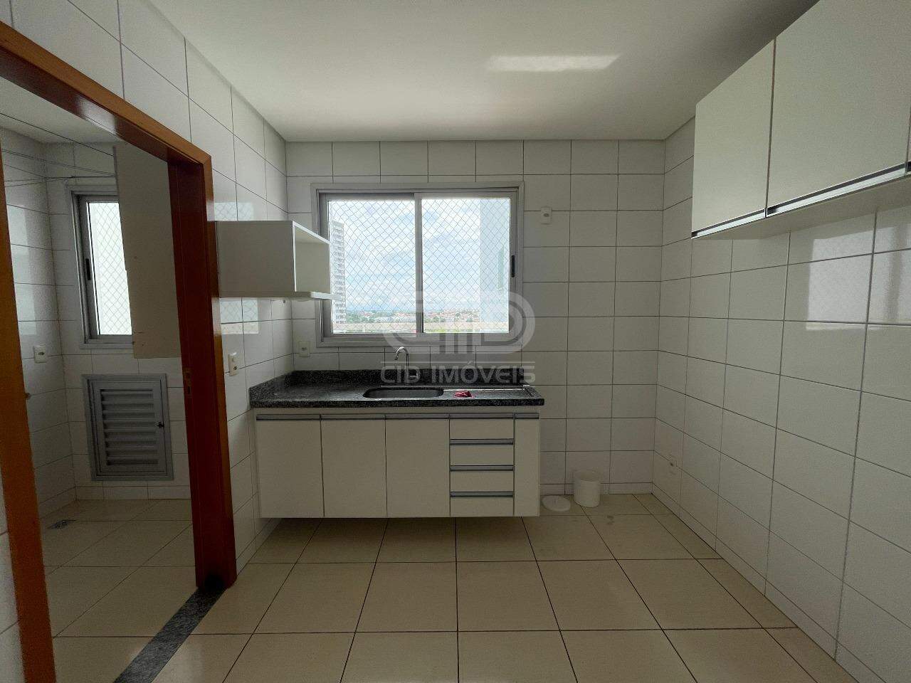 Apartamento para alugar com 3 quartos, 101m² - Foto 8