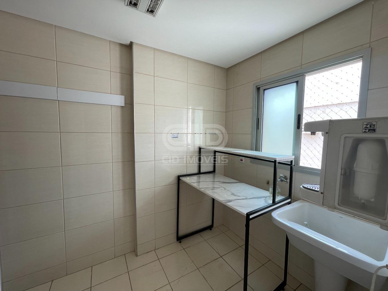 Apartamento para aluguel no Jardim Aclimação: 