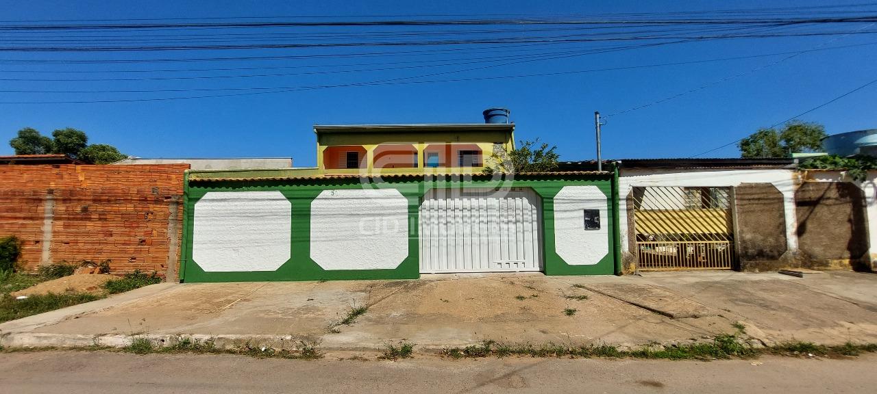 Casa, 3 quartos, 180 m² - Foto 1