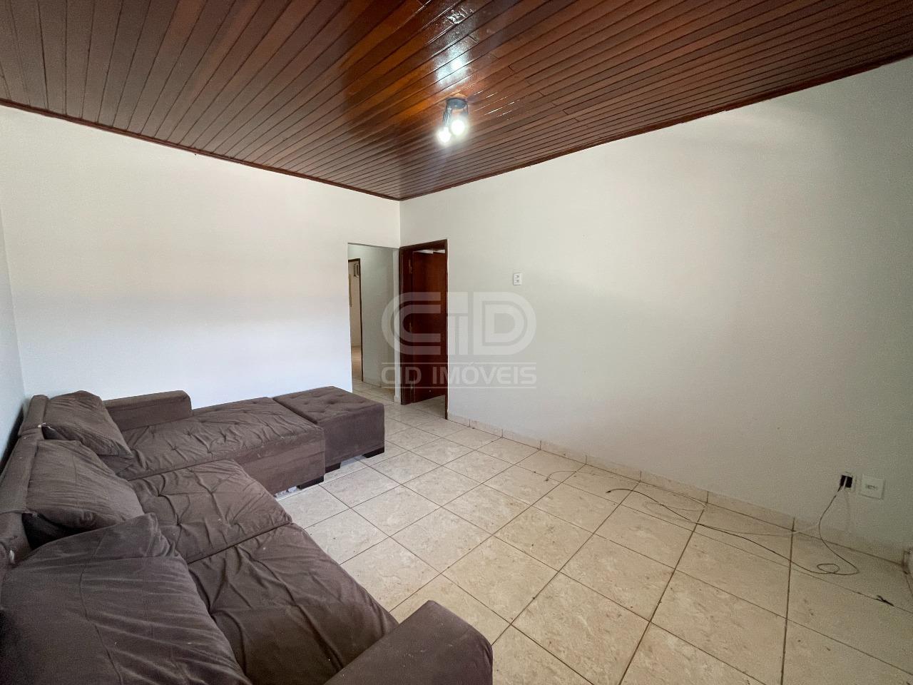 Casa, 4 quartos, 196 m² - Foto 2