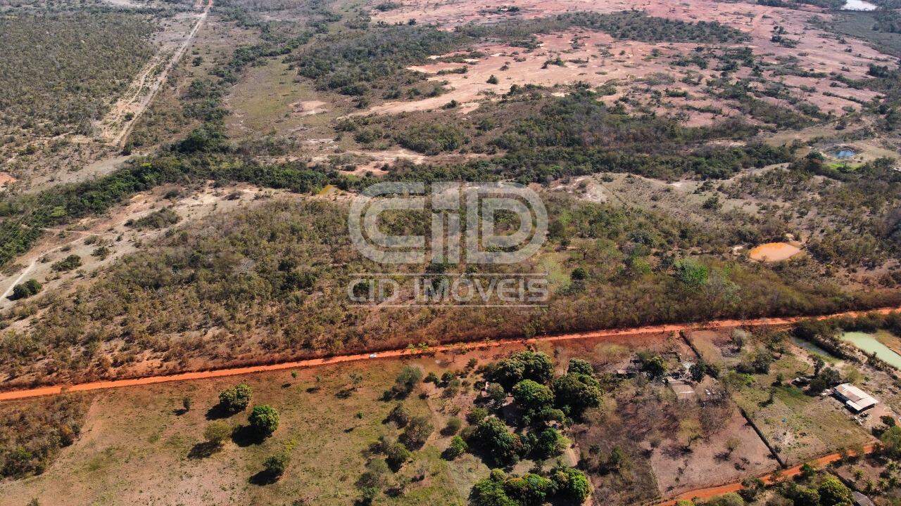 Terreno à venda com 1 quarto, 310000m² - Foto 2