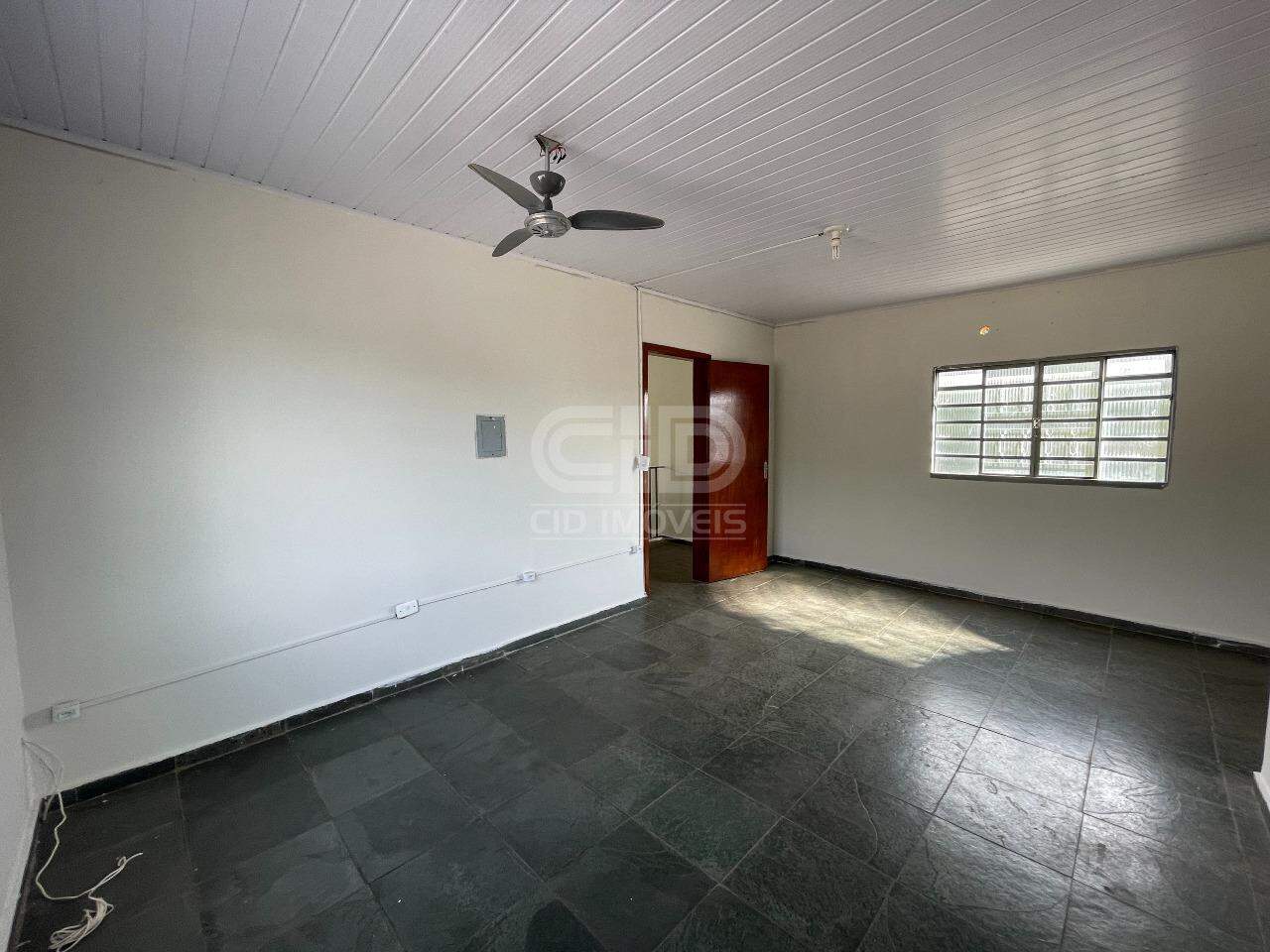 Casa para alugar com 3 quartos, 240m² - Foto 21