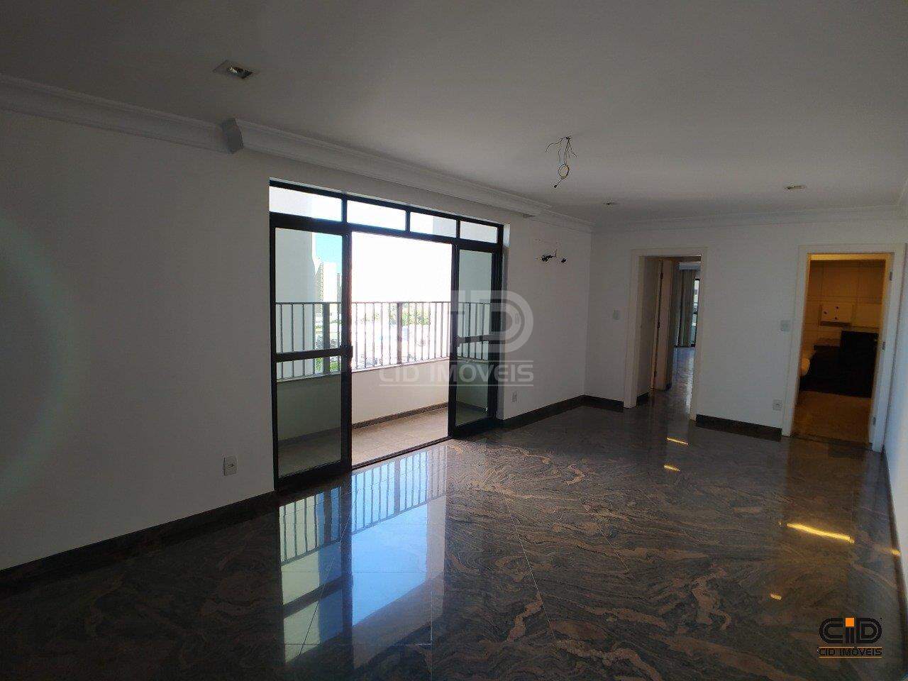 Apartamento para alugar com 4 quartos, 340m² - Foto 6