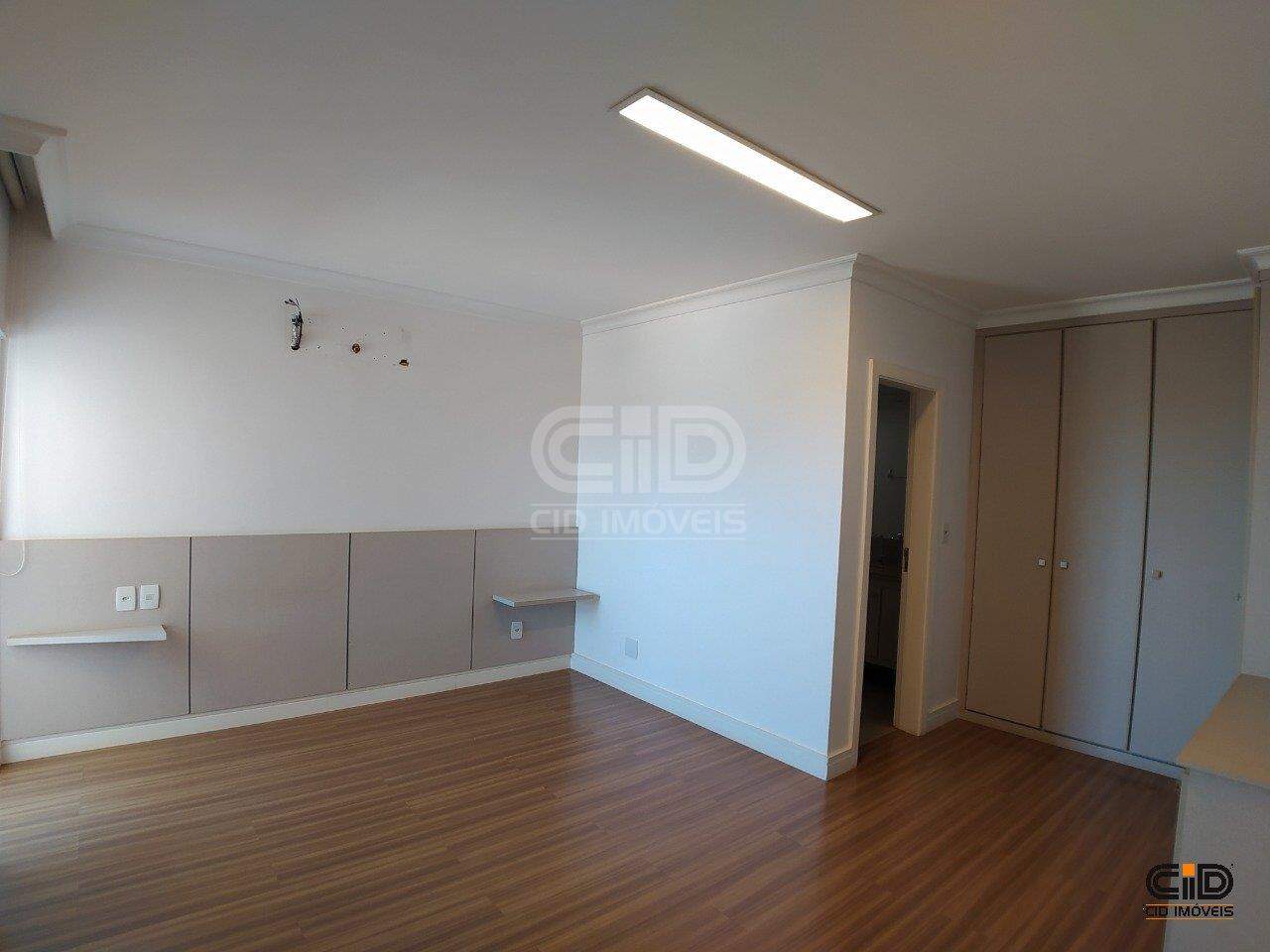 Apartamento para alugar com 4 quartos, 340m² - Foto 7