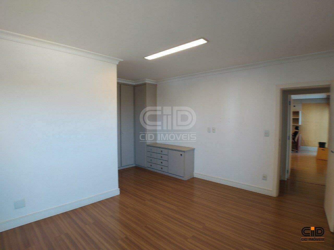 Apartamento para alugar com 4 quartos, 340m² - Foto 8