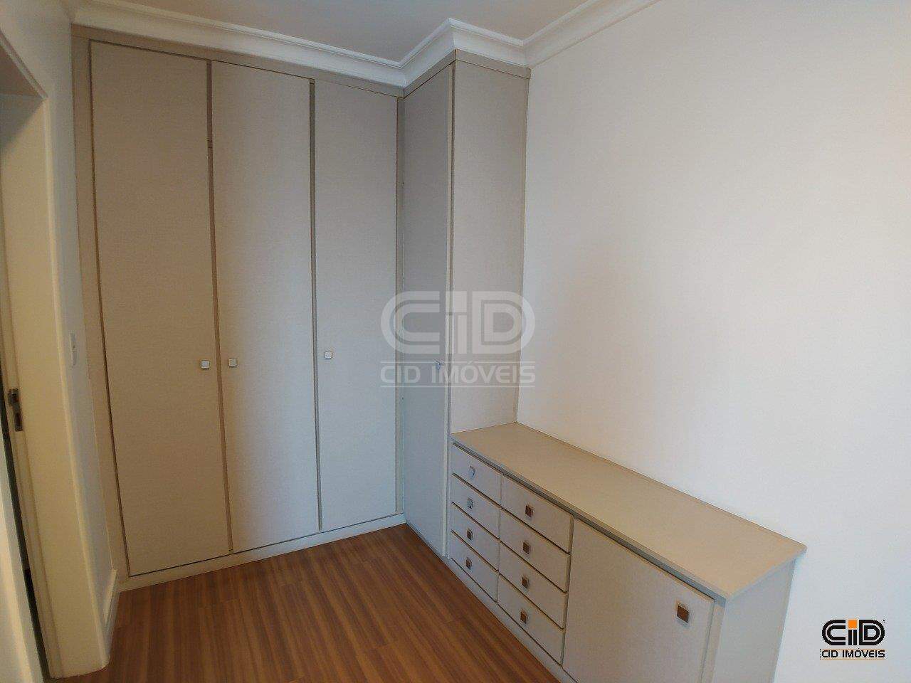 Apartamento para alugar com 4 quartos, 340m² - Foto 9