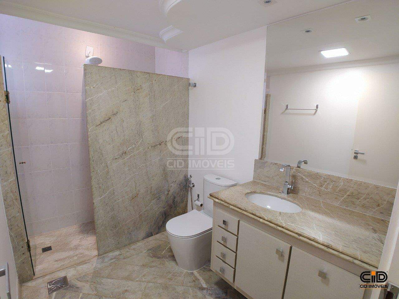 Apartamento para alugar com 4 quartos, 340m² - Foto 10