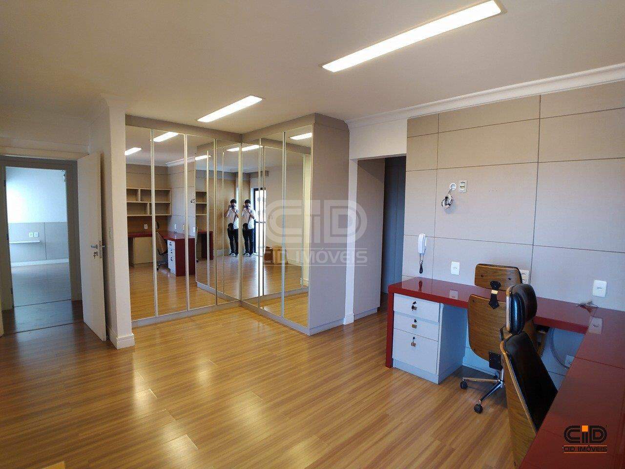 Apartamento para alugar com 4 quartos, 340m² - Foto 15