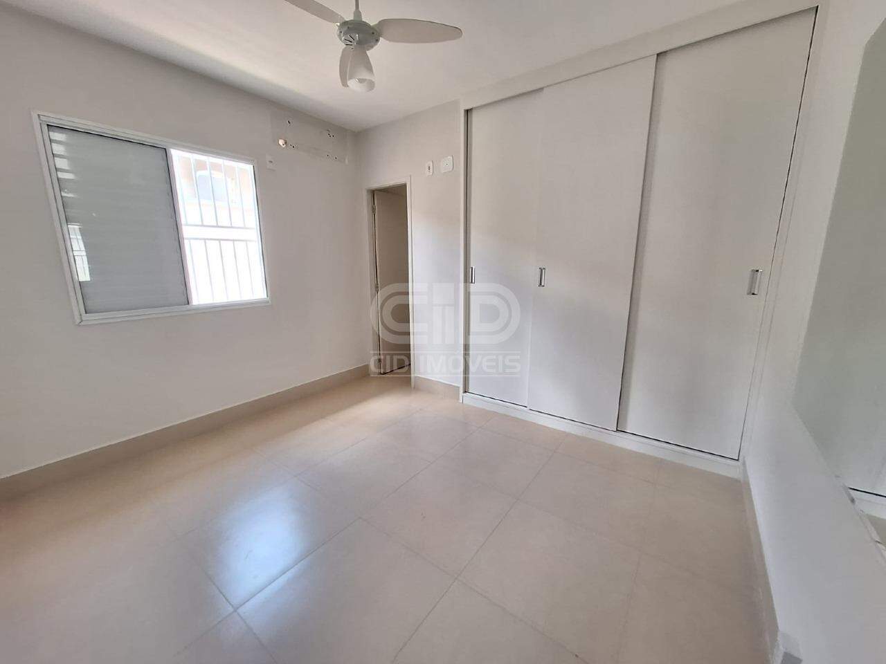 Casa de Condomínio para alugar com 3 quartos, 90m² - Foto 6