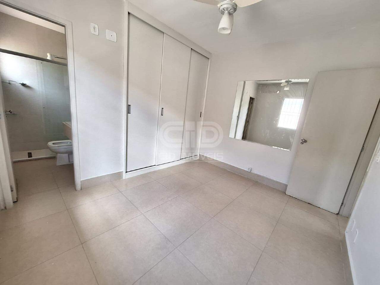 Casa de Condomínio para alugar com 3 quartos, 90m² - Foto 5