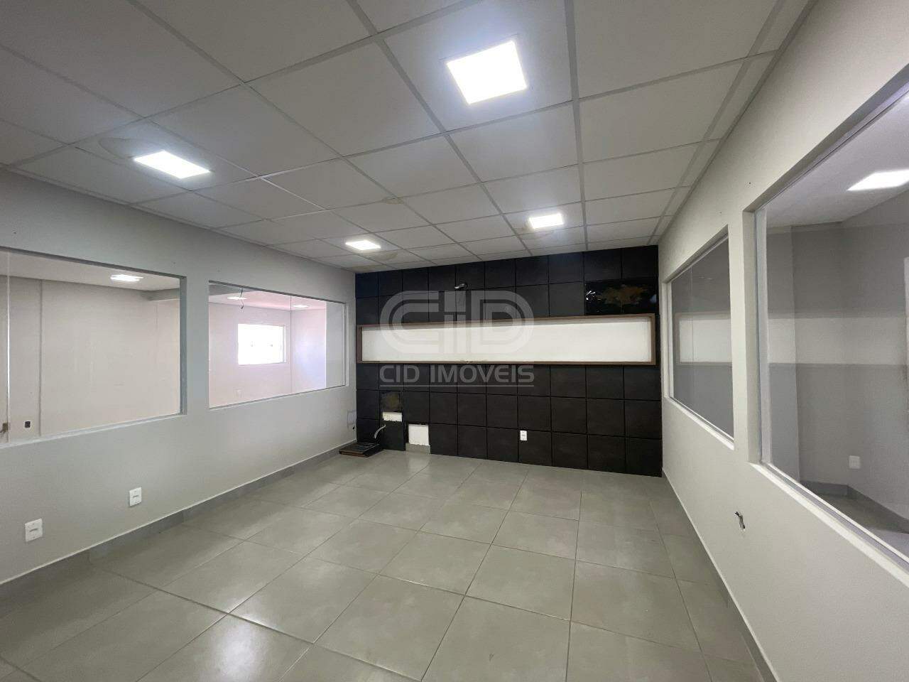 Salão Comercial para aluguel no Jardim Petrópolis: 