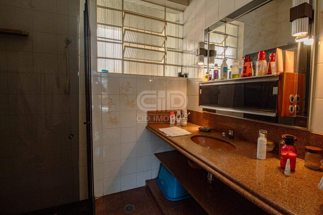 Sobrado para alugar com 3 quartos, 309m² - Foto 10