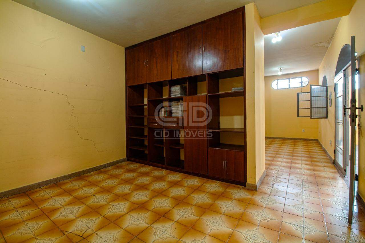 Sobrado para alugar com 3 quartos, 309m² - Foto 19