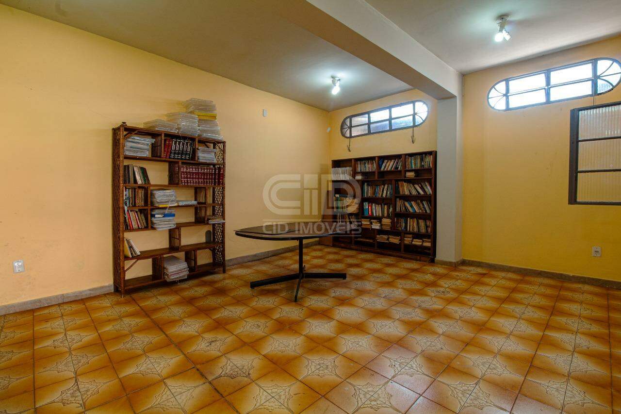 Sobrado para alugar com 3 quartos, 309m² - Foto 18