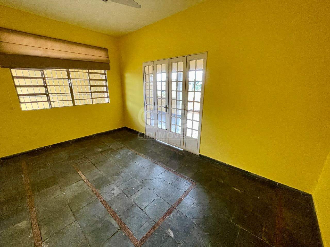 Sobrado, 3 quartos, 389 m² - Foto 8