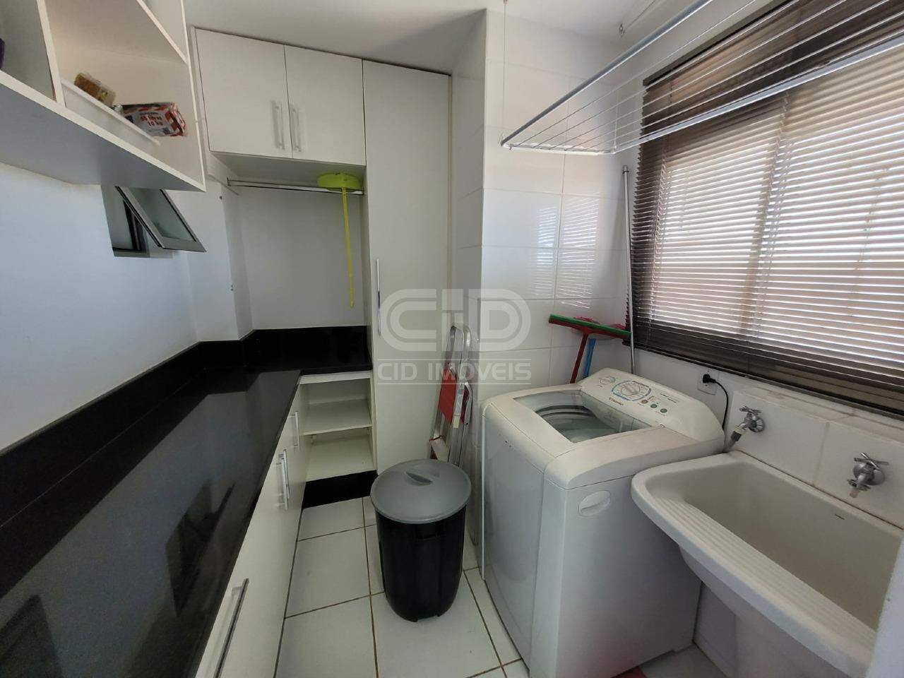 Apartamento para alugar com 2 quartos, 106m² - Foto 15