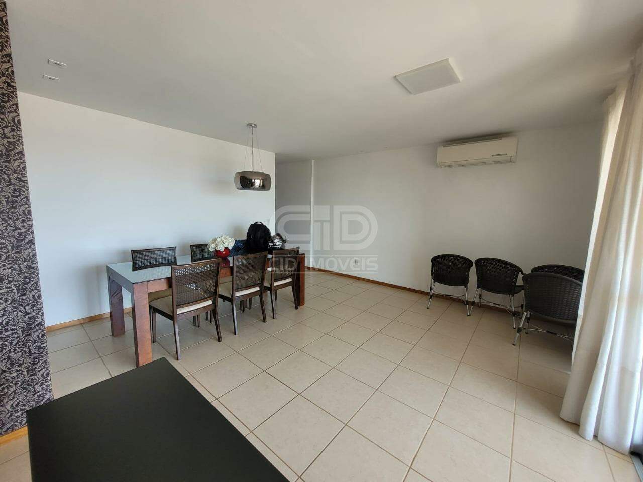 Apartamento para alugar com 2 quartos, 106m² - Foto 4