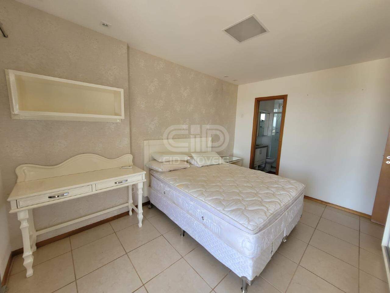 Apartamento para alugar com 2 quartos, 106m² - Foto 8