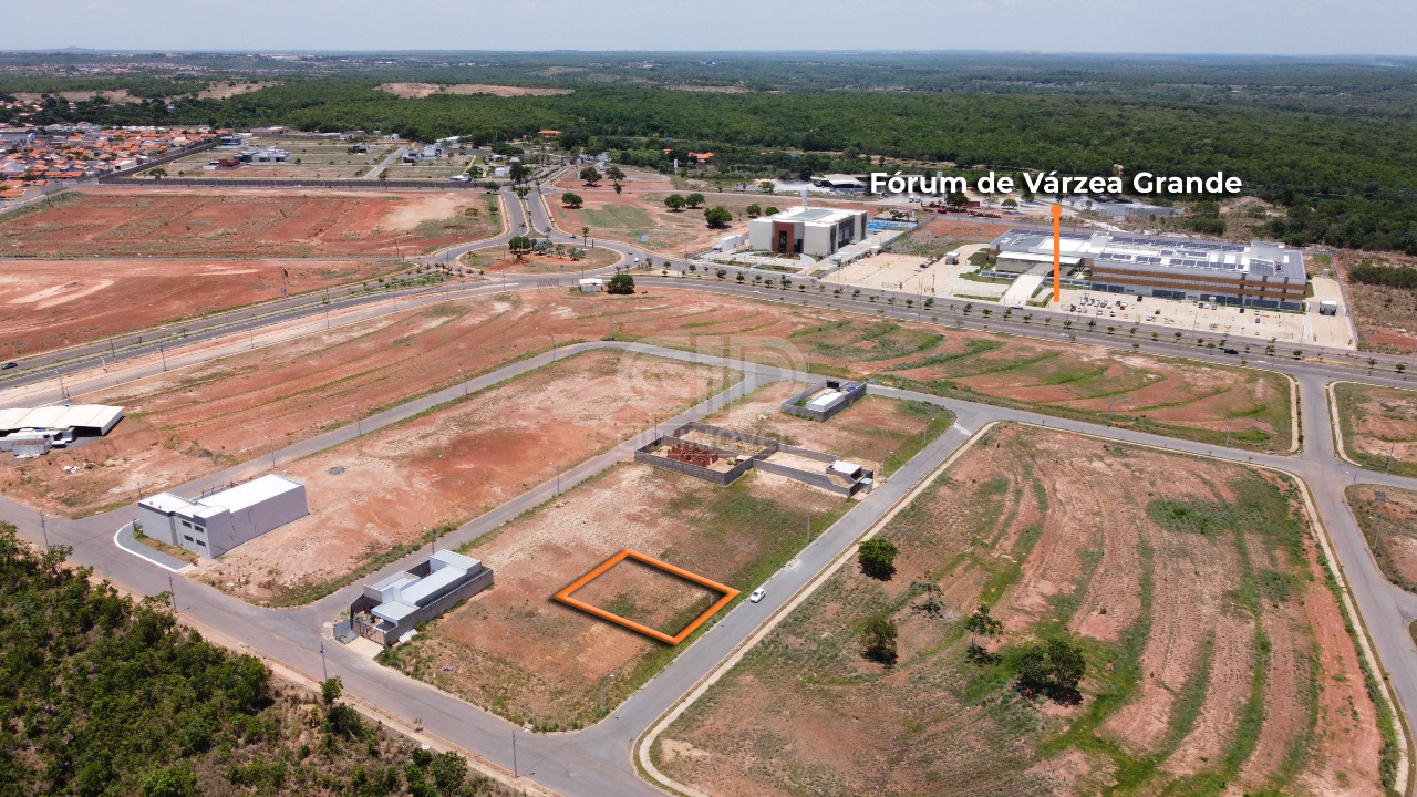 Terreno à venda, 676m² - Foto 1