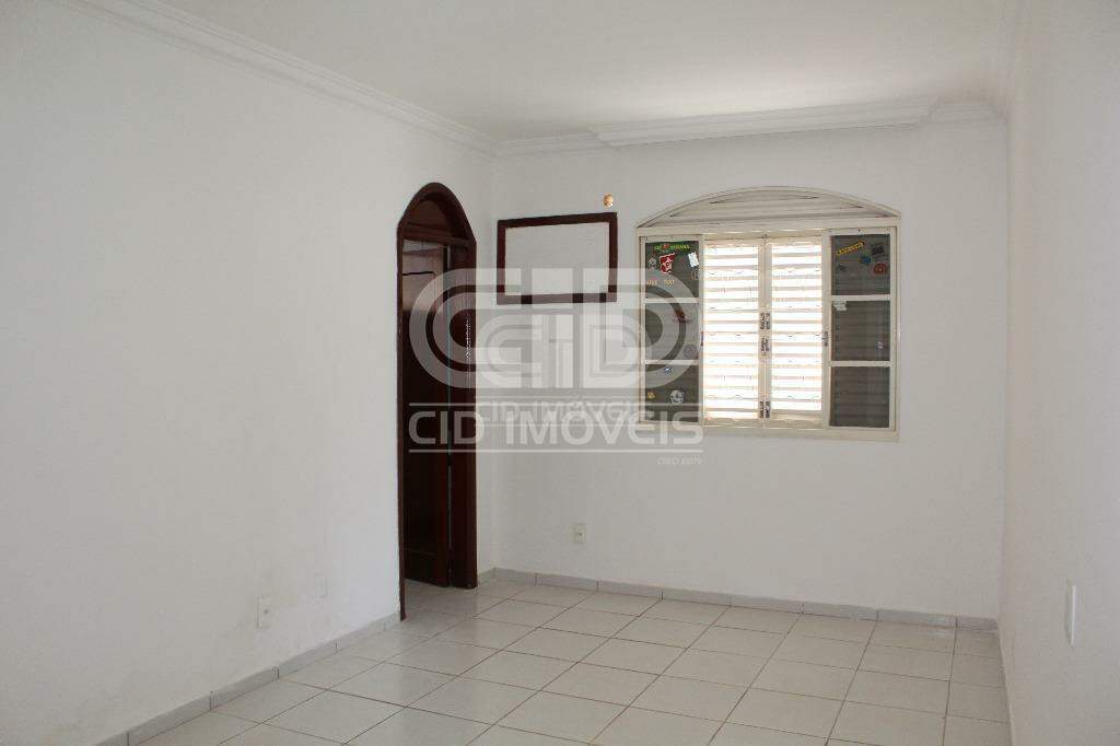 Casa à venda com 4 quartos, 390m² - Foto 12