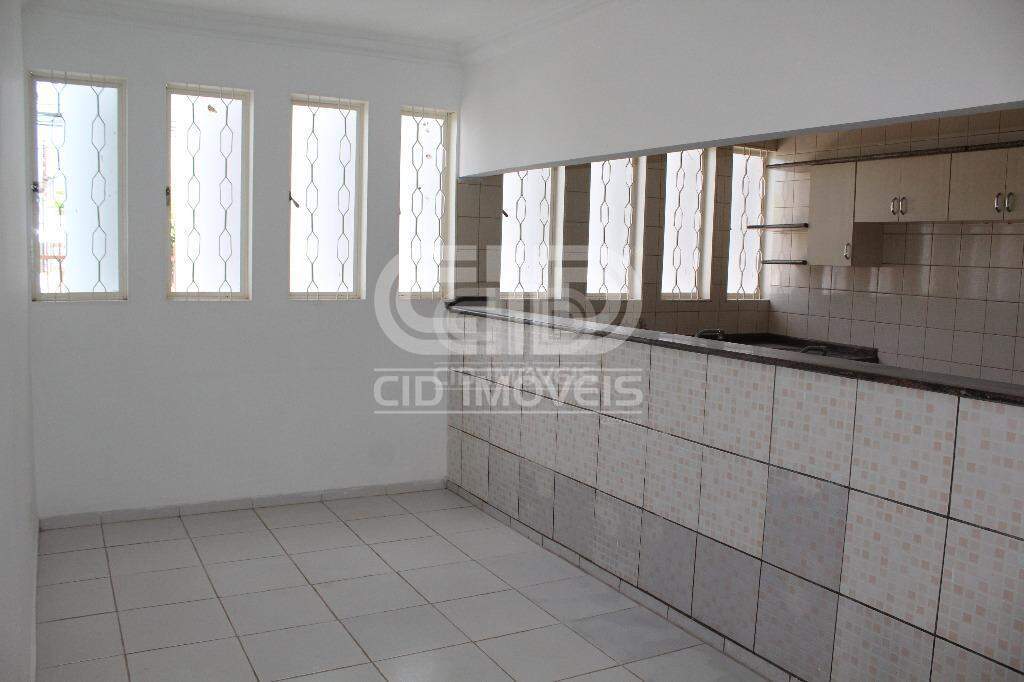 Casa à venda com 4 quartos, 390m² - Foto 15