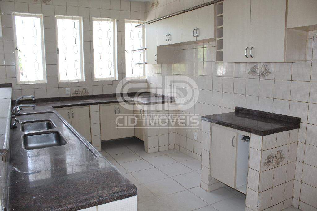 Casa à venda com 4 quartos, 390m² - Foto 17