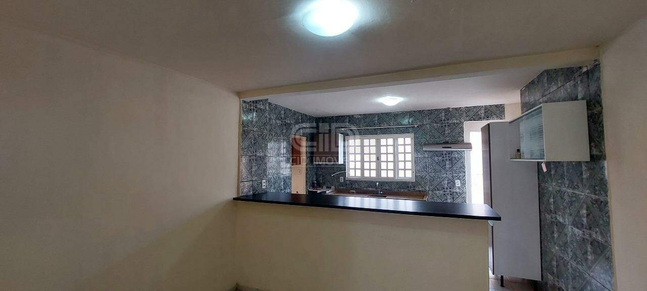 Casa para alugar com 3 quartos, 135m² - Foto 12