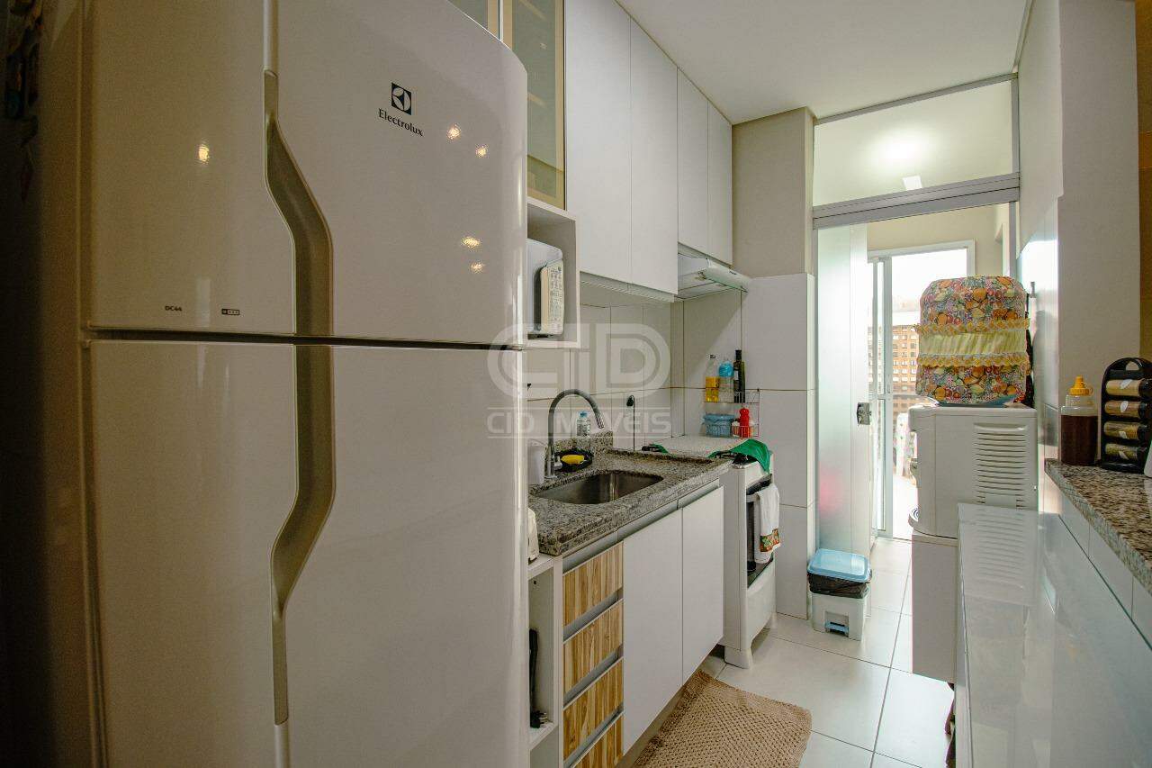 Apartamento à venda com 3 quartos, 87m² - Foto 12