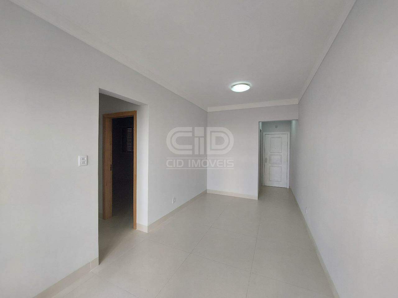 Apartamento à venda com 2 quartos, 63m² - Foto 2